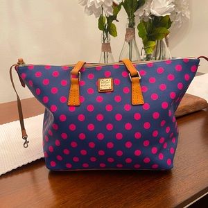 Dooney & bourke tote